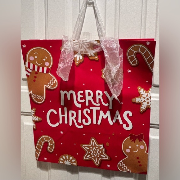 Other - Red Merry Christmas Gift Bag with matching box
